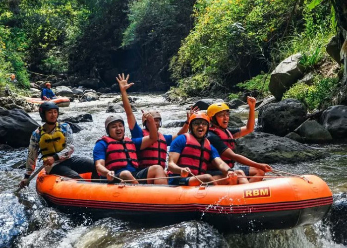 Menembus Batas Adrenalin, Wisata Arung Jeram di Sungai Kaliwatu Ini Cocok Bagi Kamu yang Punya Jiwa Penantang!