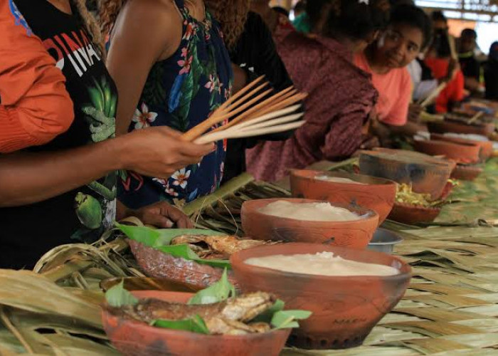 Rasakan Sensasinya, Ini 7 Kuliner Khas Suku Papua! Salahsatunya Makanan NOKEN