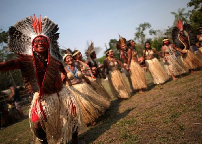 Embat Saudara Sendiri! Inilah Tradisi Unik dan Aneh Suku Pedalaman Di Gorontalo