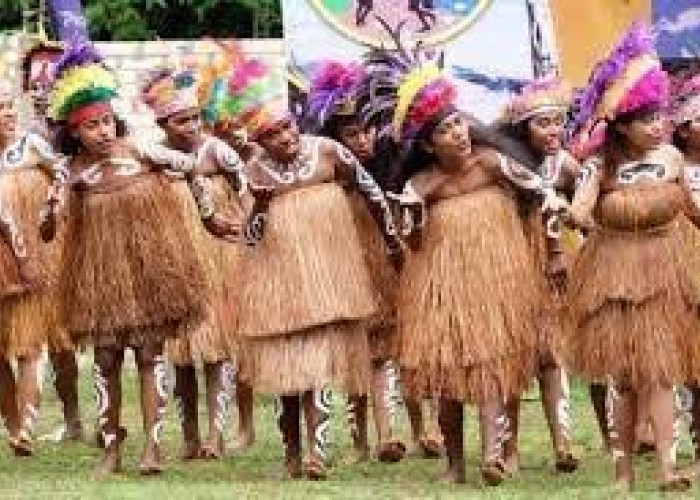 Bikin Greget! Ini 5 Tradisi Suku di Indonesia, Ada Ritual Malam Bersama Dukun