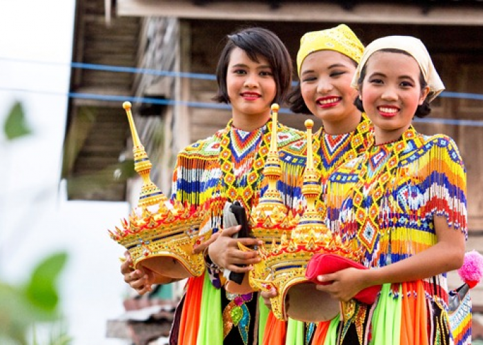 Sudah Tahu Belum? Ini Dia Fakta Menarik Tentang Suku Thai!