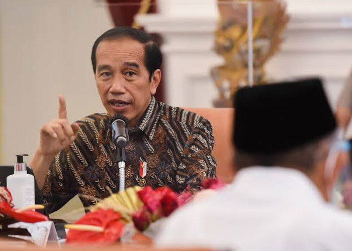 Presiden RI Jokowi Minta Warga Sekitar Depo Pertamina Plumpang Dipindahkan 
