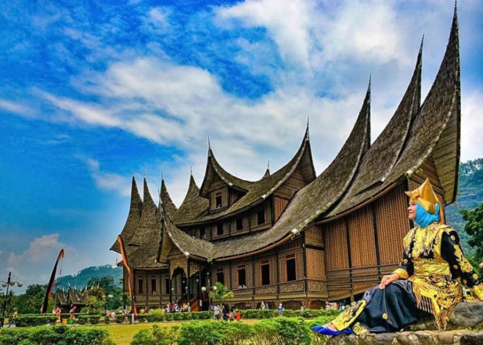 5 Wisata Kota Batusangkar yang wajib dikunjungi Lebaran 2024 Ini, Ada Istana Pagaruyung yang Viral