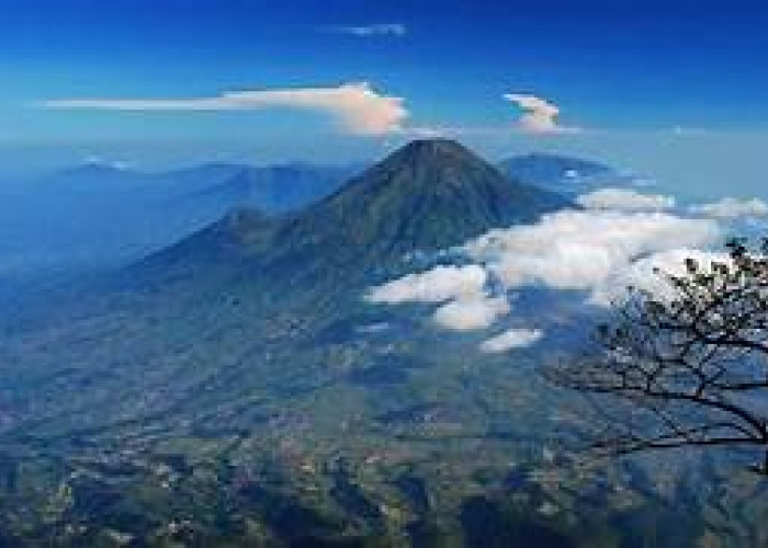 Begini Seajarah dan Mitologi Gunung Slamet Jawa Tengah Indonesia, Berikut Penjelasan Lengkapnya!