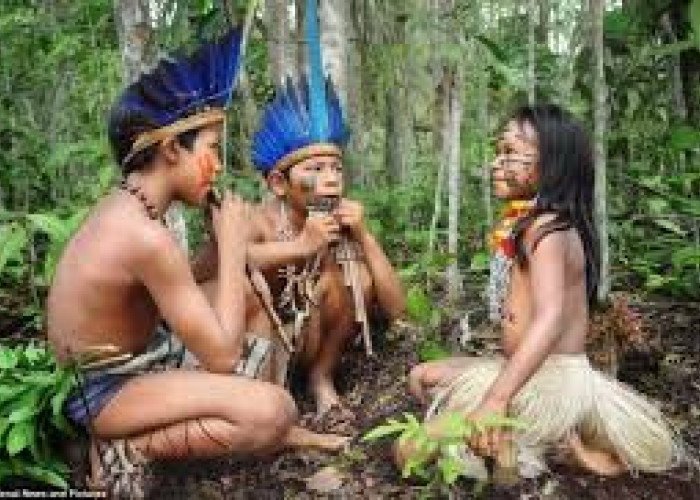Begitu Nyeleneh Tradisinya, Orang Suku di Indonesia Menganggap Tak Tabu Gituan, Ayo Tebak Apa Itu?
