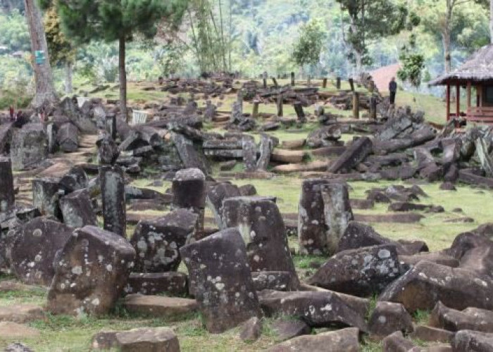 Situs Gunung Padang, Menguak Misteri Artefak Kujang dan Peradaban Kuno, Ada apa Sebenarnya?