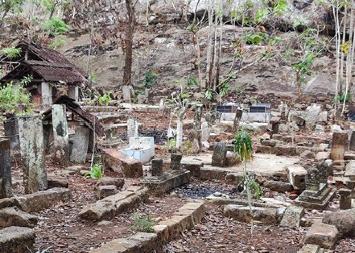 Dibalik Hijau Sawah Ngawen, Legenda Prabu Brawijaya V dan Makamnya yang Menyimpan Kisah Panjang