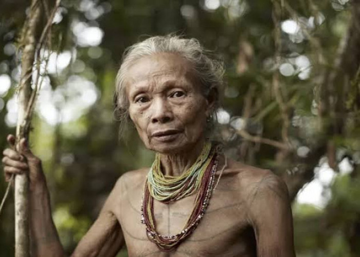 Ini 5 Suku Tertua di Indonesia yang Merawat Tradisi