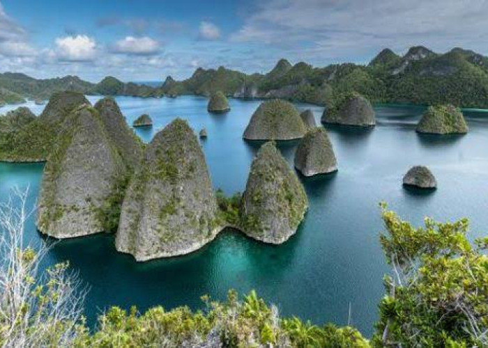 Sangat Menakjubkan, Kata 'Surga' Pantas Disematkan Untuk Wisata Papua Barat!