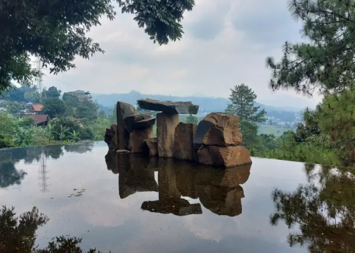 Punya Makna Mendalam, Inilah Keindahan Karya Seni Batu di Taman Wisata Wot Batu Bandung oleh Sunaryo