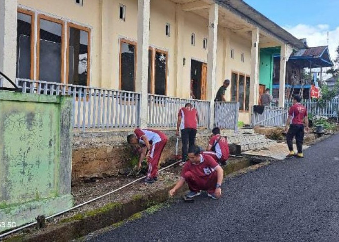 Bakti Religi dan Bedah Rumah Polsek DU Untuk Masyarakat