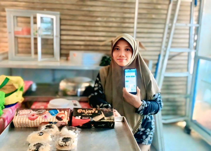 Perjuangan Tantiningsih Berbuah Manis, Bisnis Kue Rumahan Kini Jadi Penopang Ekonomi Berkat Holding UMi