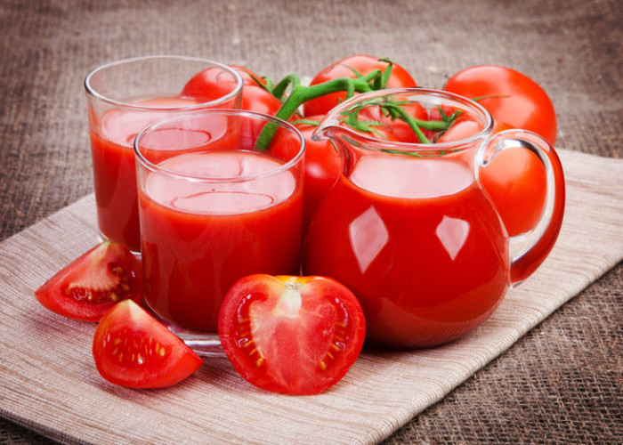 Udah Tau Belum? Ternyata Inilah 5 Khasiat Jus Tomat, Salah Satunya Jaga Keseimbangan Asam Lambung Loh
