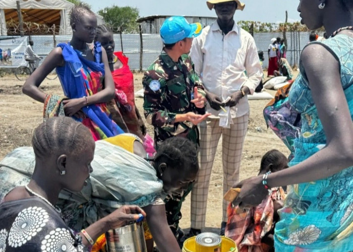 Kabar Prajurit di Sudan, Pasukan Garuda TNI Salurkan Bantuan Misi Kemanusian Ditengah Konflik