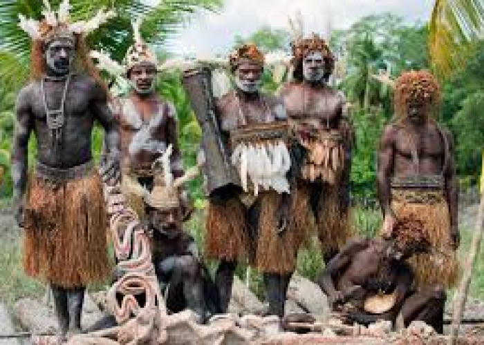 Eksplorasi Keunikan Suku Asli Papua! Suku Dani, Asmat, Korowai, Yali dan Lani