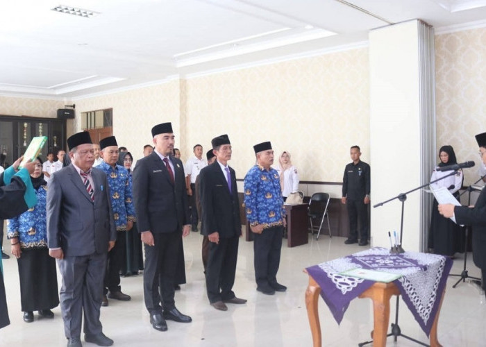 Lantik 11 Pejabat, Sekdakot Pagar Alam Tekankan Kinerja dan Loyalitas ASN