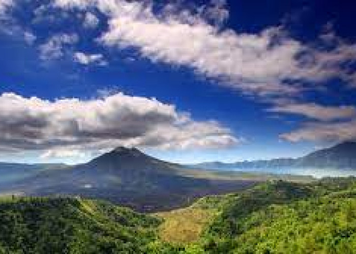 Gunung Batur Bali, Wisata Pulau Dewata Yang Punya Misteri Mendalam Didalamnya!
