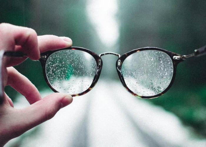 4 Kendala yang Hanya Dialami pada Pengguna Kacamata Dalam Keseharian