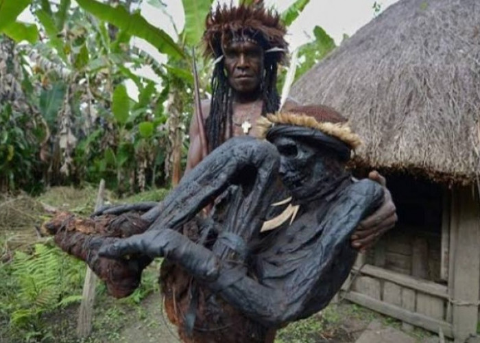 5 Suku Paling Unik di Papua, Salahsatunya Miliki Tradisi Ekstrim Mumifikasi Keturunan