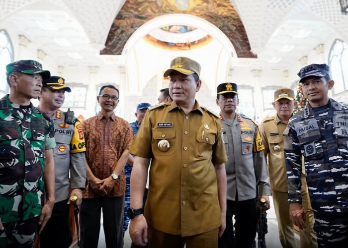 Tinjau Persiapan Pengamanan Pos PAM dan Gereja 