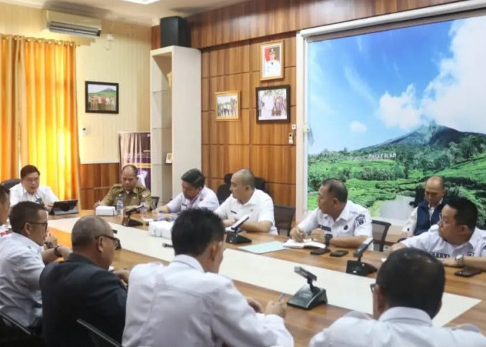Bangun Tata Kelola Pemerintahan Bersih dan Transparan