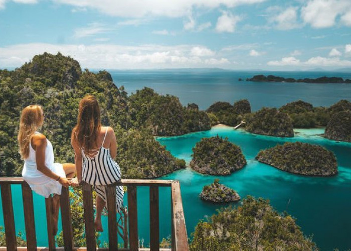 Selain Terkenal Tambang Emas! Papua Juga Miliki Keindahan Alam, Ini 7 Destinasi Wisata di Pulau Papua