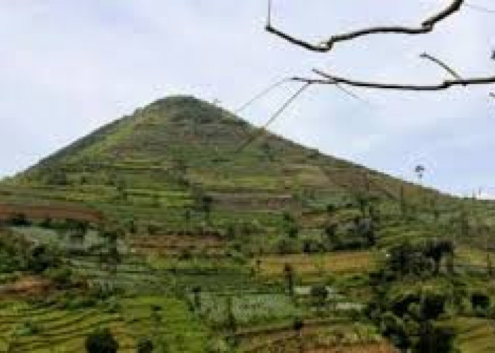 Situs Gunung Padang, Koin Logam Kuno Buka Tabir Sejarah Ribuan Tahun