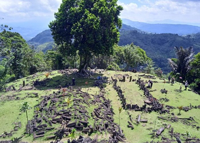 Mengungkap Makna Dibalik Keindahan Gunung Padang, Situs Megalitikum Tersembunyi yang Membuka Tabir Sejarah
