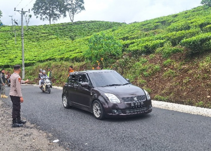 Sinergi Pollri bersama TNI dan Dishub, Pantau Kepadatan Arus Lalu Lintas di Wisata Gunung Dempo