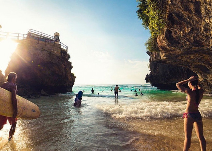 Jangan Sampe Kelewatan! Inilah Destinasi Wisata 5 Pantai Cantik di Gianyar Bali