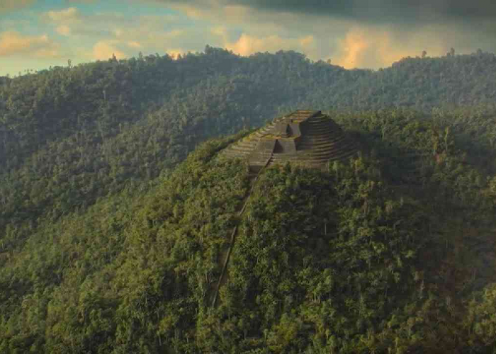Misteri Gunung Padang, Eksplorasi Terhadap Bangunan Prasejarah Terbesar di Bumi yang Berusia 10 Ribu Tahun SM!