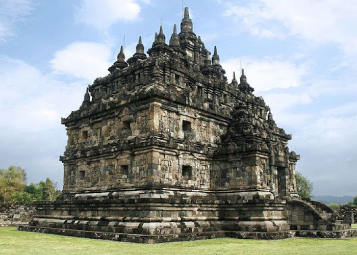 Dibangun Pendekar Sakti Tanah Jawa, Inilah Legenda Kemunculan Kerajaan Medhang Kamulan 
