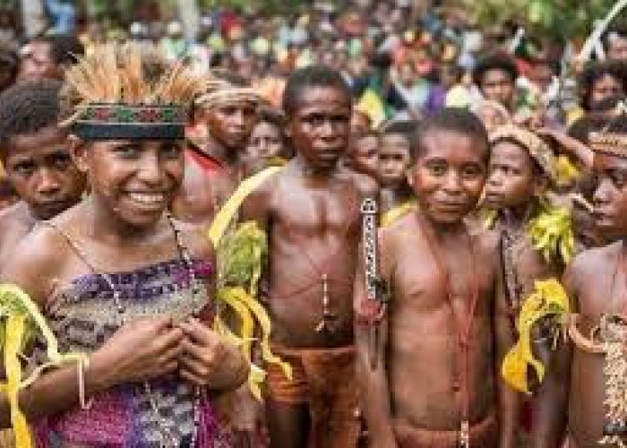 Keren! Ternyata Papua Miliki 255 Suku, Salahsatunya Suku Asmat