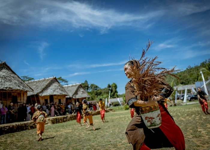 Fakta Menarik Sejarah Suku Mapur, Menyelami Sejarah dan Budaya Suku Mapur