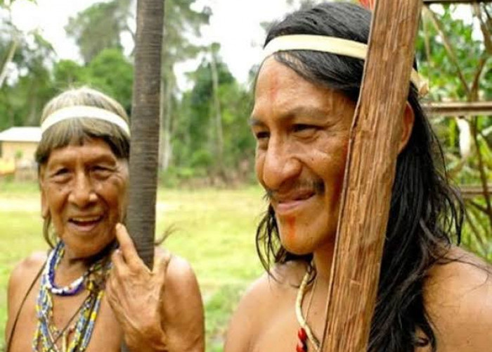Ini 7 Suku Pedalaman di Indonesia yang Masih Ada, Suku Apa Aja Yah?