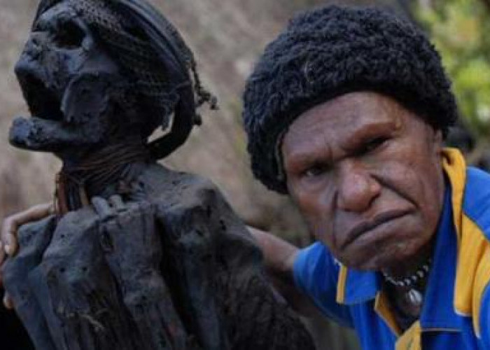 Menjelajahi Keabadian, Mengungkap Makna dalam Tradisi Pengawetan Mumi Panglima Perang di Suku Dani Papua