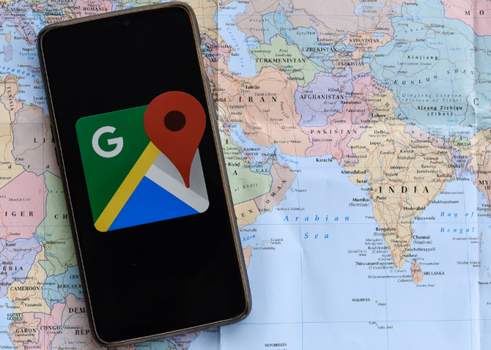 Navigasi Kota yang Lancar, Lensa oleh Google Maps Mempermudah Eksplorasi
