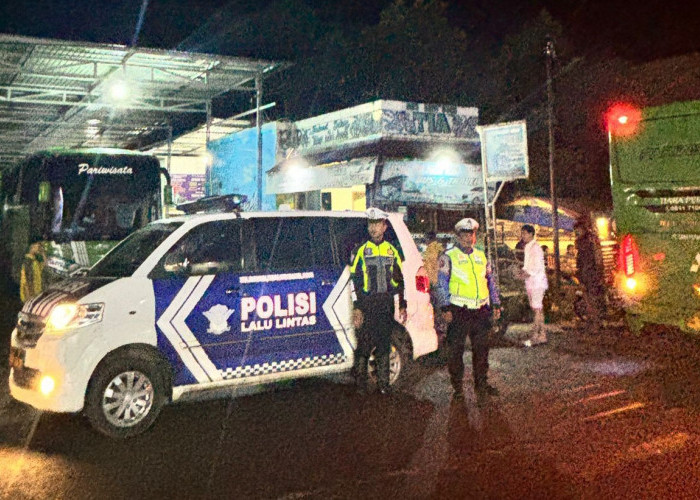 Pantau Arus Lalin Malam Weekend, Satlantas Terjunkan Patroli KTL