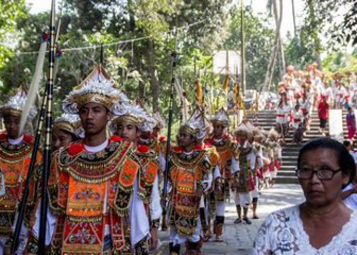 Hindu Bali Bisa Berbeda dengan Hindu India, Intip Faktanya Disini