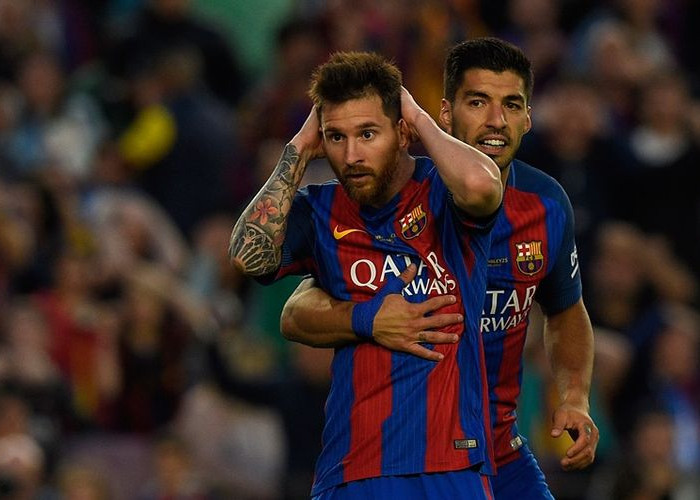 REKOR LAGI, Lionel Messi Samai Pencapaian Luis Suarez!
