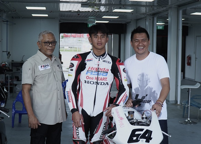Mario Suryo Aji,  Satu-Satunya Pembalap Indonesia yang Kini Berkiprah di Moto3 GP (2)