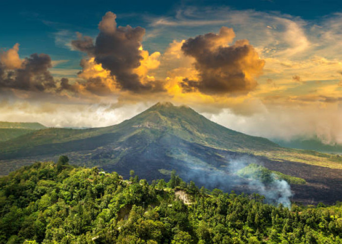 Kamu Harus Tau! Inilah Fakta Menarik Gunung Terpendek yang Ada di Indonesia 