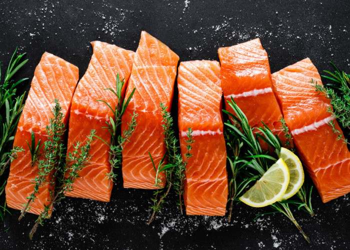Kaya Akan Zat Besi yang Tinggi! Berikut Manfaat Konsumsi Ikan Salmon yang Baik untuk Kesehatan 