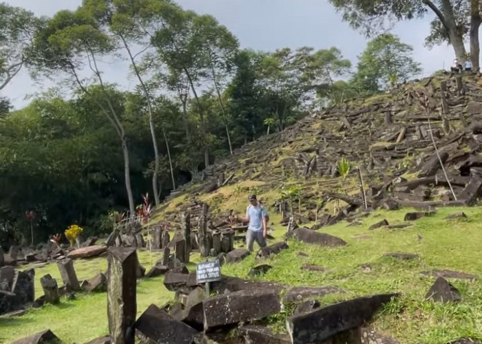 Rahasia Tersembunyi Gunung Padang, Menggali Keajaiban Purba yang Menggetarkan Dunia!
