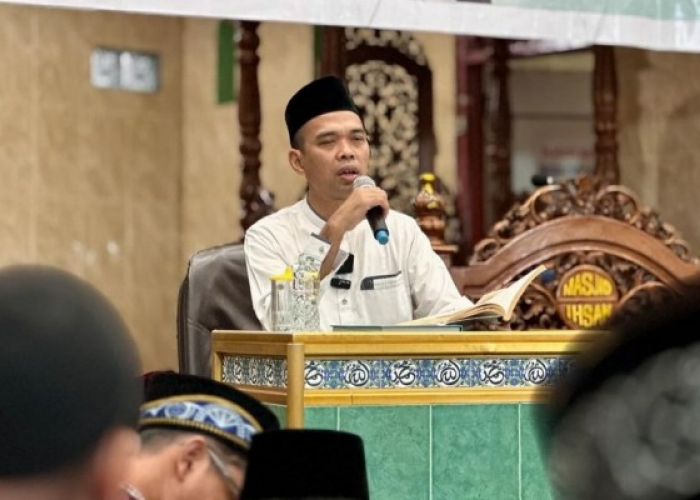Menemukan Ketenangan: Mengapa Kita Harus Kembali ke Masjid? Ini Kata Ustadz Abdul Somad