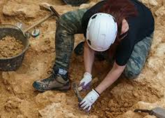 Arkeolog Banyak Job! Ini Misteri dan Penemuan Gunung Padang, Ada 3 Ton Logam Mulia