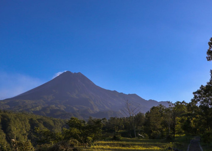 Mengulik Cerita Misterius di 5 Gunung yang ada di Indonesia 