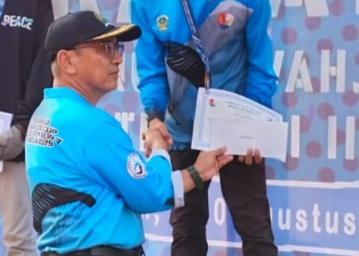 Paralayang: Dewa Kembali Sabet Juara Umum