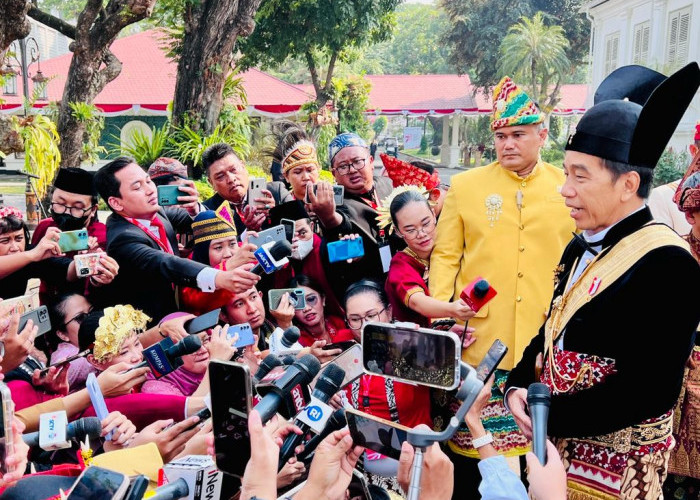 Presiden Jokowi Kenakan Pakaian Khas Kesunanan Surakarta pada HUT Ke-78 RI