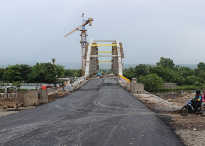 Menghubungkan Dua Pulau: Simak Sejarah Jembatan Samota di Sumbawa